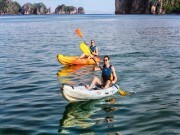 Đề nghị cho phép các doanh nghiệp tiếp tục cung cấp dịch vụ kayak trên vịnh Hạ Long