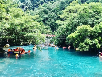 Suối nước Moọc: Sức hút của du lịch Quảng Bình