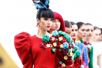 Siêu mẫu quốc tế Jessica Minh Anh quảng bá du lịch Việt Nam ra thế giới