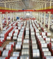 Doanh nghiệp đứng ngồi không yên vì thị trường thép ảm đạm