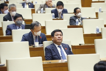 Đại biểu Quốc hội đề nghị miễn giảm thuế, phí tạo điều kiện cho doanh nghiệp tái hoạt động