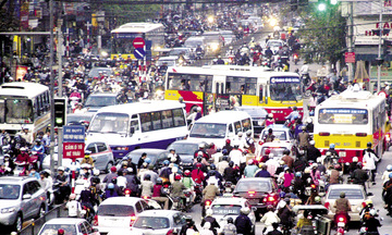 Cấm xe máy cần phải có lộ trình hợp lý