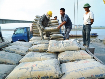 Dư nguồn cung, xuất khẩu xi măng sụt giảm