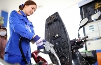 Giá xăng đồng loạt giảm từ 15h ngày 31/10