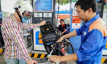 Giá xăng tăng nhẹ từ chiều ngày 12/10