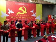 Trưng bày chuyên đề “Trọn đời theo Đảng”