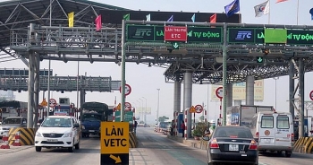 Thu phí dịch vụ sử dụng đường bộ không dừng: Sao cứ mãi nhùng nhằng?