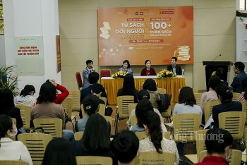 Thúc đẩy văn hoá đọc sách từ dự án “Tủ sách đời người”