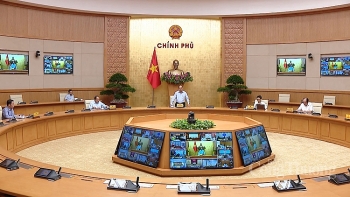 Thủ tướng Chính phủ: Xem xét mở lại đường bay thương mại với một số nước