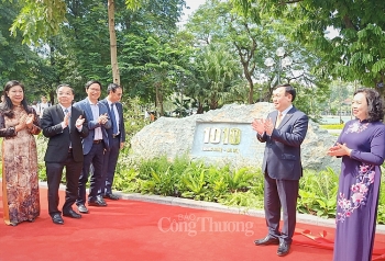 Hà Nội thêm sắc cho 