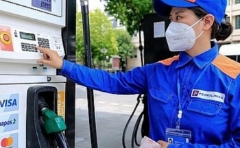 Thủ tướng yêu cầu tăng cường quản lý, sử dụng hóa đơn điện tử trong kinh doanh, bán lẻ xăng dầu