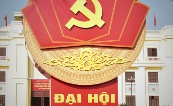 Triển lãm “Đảng ta thật là vĩ đại”