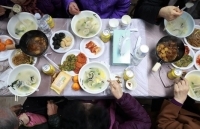 Ra mắt dịch vụ “lì xì” điện tử đầu Xuân của người châu Á