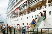 Nhiều loại hình du lịch mới hút khách quốc tế đến với Thừa Thiên - Huế