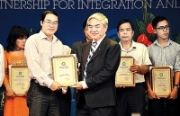 Sơn vô cơ chịu nhiệt BKV: Khoác 
