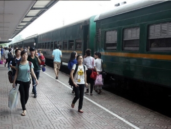 Chạy hàng ngày tàu du lịch Quảng Bình, Lào Cai từ tháng 7