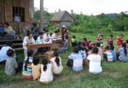 Sốt xuất huyết “tấn công” người dân