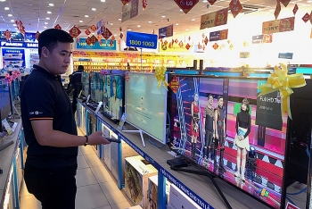 Cân nhắc mua hàng điện máy thanh lý