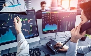 Thanh khoản trên thị trường chứng khoán “nhích” nhẹ