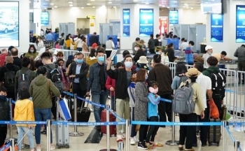 Bộ Giao thông Vận tải yêu cầu hành khách vẫn phải đeo khẩu trang