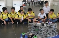 Học sinh Hà Nội thích thú trải nghiệm công nghệ 4.0 tại GART Expo 2018