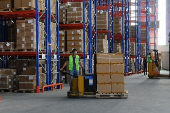 Tháo “nút thắt” chi phí logistics