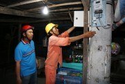 Ðiện lưới quốc gia “sưởi ấm” người dân xã đảo Lại Sơn