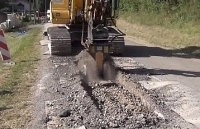 Thống nhất phân loại máy rải nhựa bê tông nhựa và máy cào bóc mặt đường