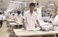 Sản xuất công nghiệp gánh “bão