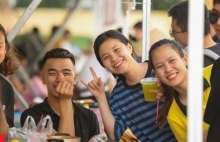 Giới trẻ Thủ đô háo hức ngóng chờ AMEE, Justa Tee trước giờ khai màn Lễ hội Phố hàng nóng