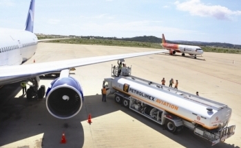 Trình Chính phủ giảm 30% thuế bảo vệ môi trường đối với nhiên liệu bay