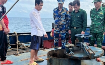 TP Hồ Chí Minh: Bắt giữ vụ vận chuyển trái phép 100.000 lít dầu DO