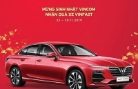 Vincom tặng xe VinFast Lux A2.0 trị giá hơn 1 tỷ đồng mừng 15 năm thành lập