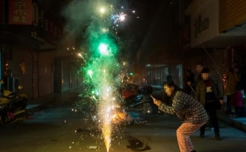 Hiểu sao cho đúng việc người dân được bắn pháo hoa dịp lễ, tết