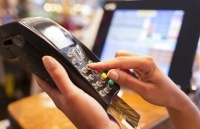 Siết thẻ tín dụng, thông điệp mạnh tay từ Ngân hàng Nhà nước