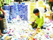 Quyết liệt chống thuốc lá nhập lậu