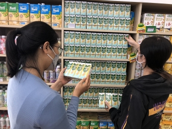 Nutifood trợ giá 40% sản phẩm sữa non cho trẻ em