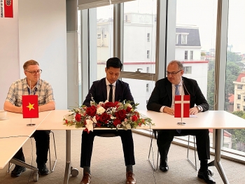 Điện gió La Gàn ký kết ghi nhớ hợp tác với các nhà thầu Việt Nam