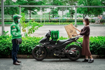 GrabExpress siêu tốc: Hỗ trợ doanh nghiệp F&B thích nghi với đại dịch