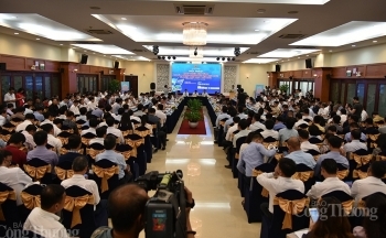 Hơn 500 đại biểu tham dự Hội thảo phát triển nguồn năng lượng tái tạo