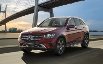 Mercedes-Benz vượt qua Tesla trở thành thương hiệu ô tô giá trị nhất thế giới