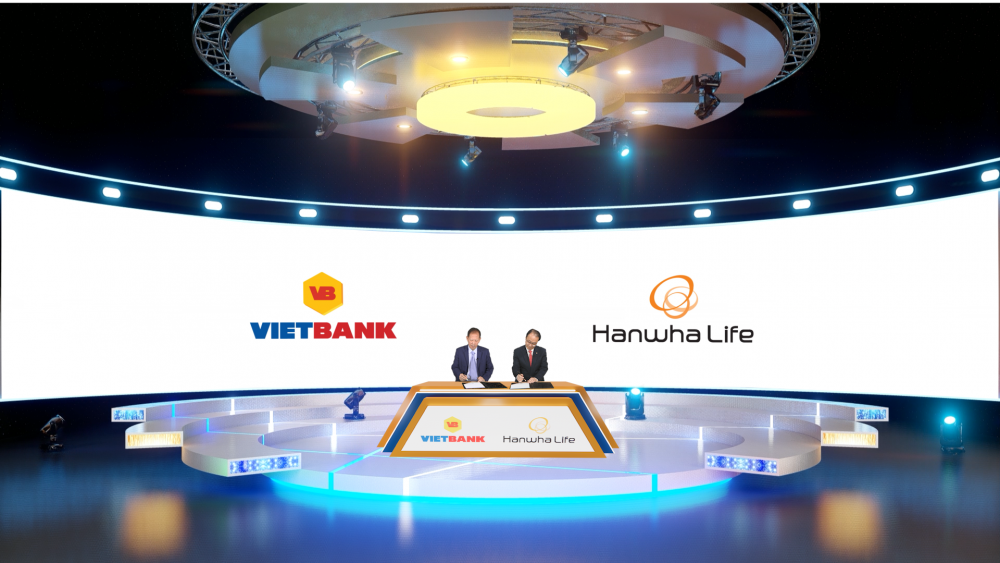 Vietbank ký kết hợp tác chiến lược với Hanwha Life Việt Nam