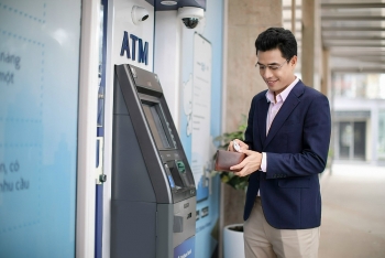 Shinhan miễn phí chuyển và rút tiền mặt cho khách hàng sử dụng dịch vụ eKYC