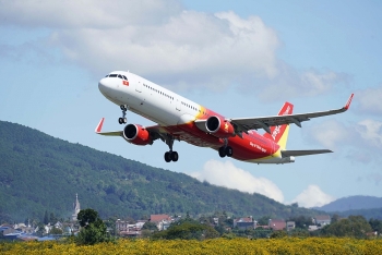Vietjet chính thức trở lại bầu trời, mở bán vé 15 đường bay từ 10/10