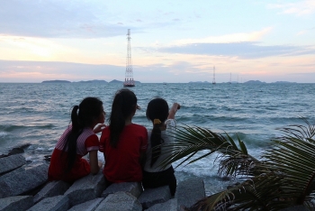 Lưới điện quốc gia thắp sáng từng xã đảo Kiên Giang