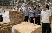 Bình Dương hỗ trợ Nghệ An phát triển ngành gỗ xuất khẩu