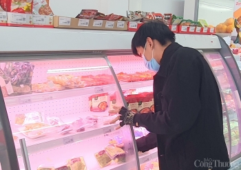 TP. Hồ Chí Minh: Tăng lượng hàng cung ứng thực phẩm chế biến sẵn