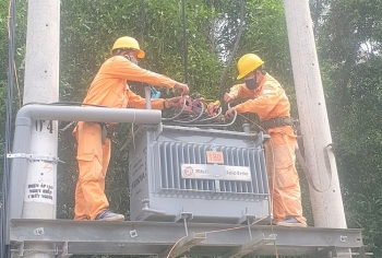 Ngành điện Bình Dương: Ưu tiên, đảm bảo cung cấp điện cho phòng chống dịch Covid-19