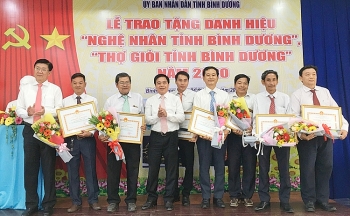 Bình Dương trao danh hiệu cho 30 nghệ nhân, thợ giỏi năm 2020