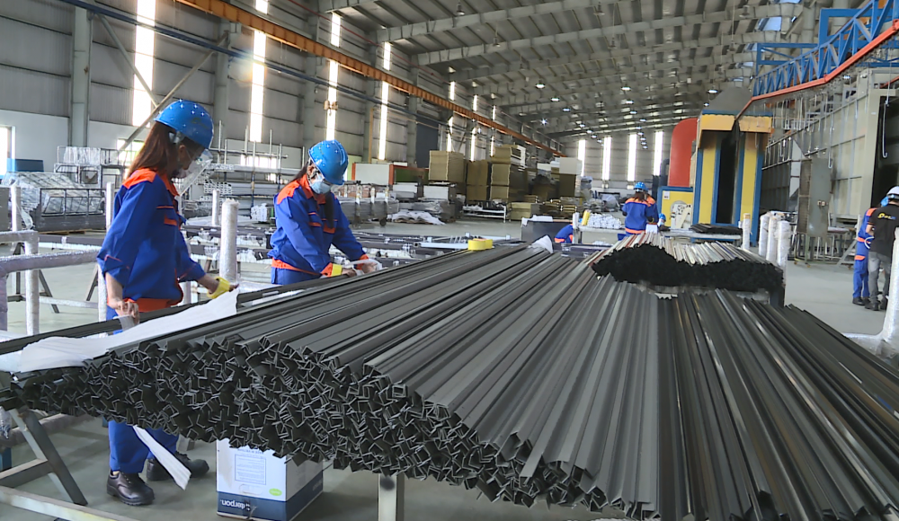 Đại biểu Trần Hoàng Ngân: Ngành Công Thương đã khẩn trương vào cuộc, gỡ khó cho sản xuất kinh doanh tại vùng kinh tế trọng điểm phía Nam